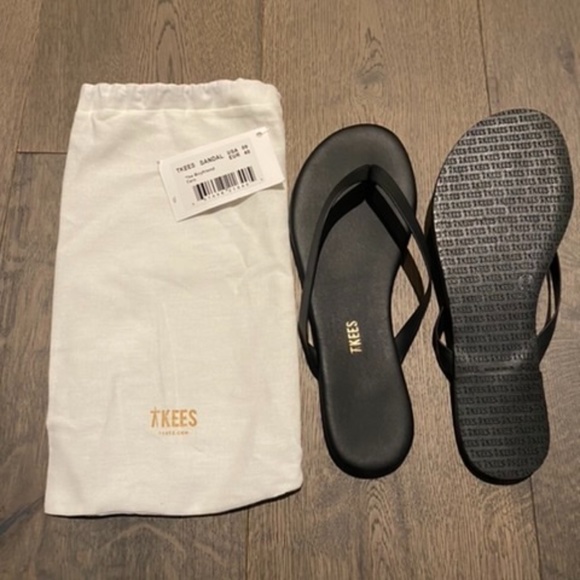 BNWT TKEES The Boyfriend. Sold out online. - Picture 2 of 4